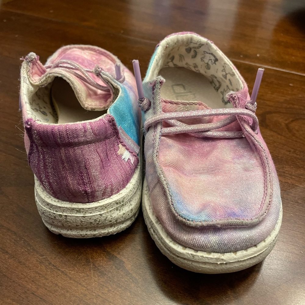 Hey Dude Wendy Unicorn Dreamer Toddler size 9